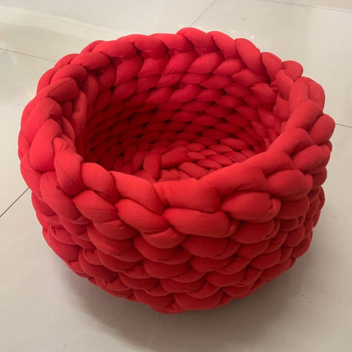 Super Soft Woven Cat Nest – Cozy Handwoven Cat Bed & Pet Basket