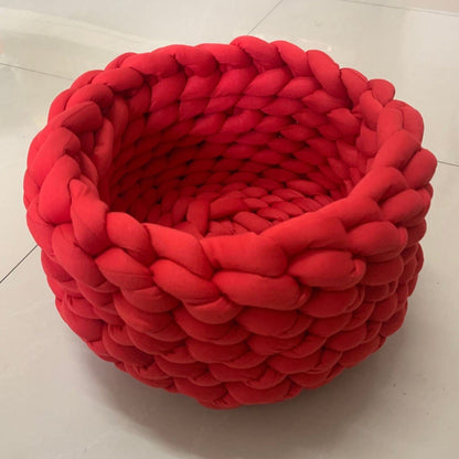 Super Soft Woven Cat Nest – Cozy Handwoven Cat Bed & Pet Basket