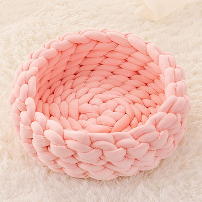 Super Soft Woven Cat Nest – Cozy Handwoven Cat Bed & Pet Basket