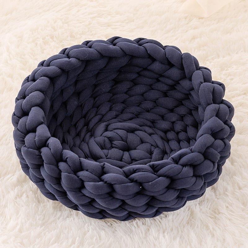 Super Soft Woven Cat Nest – Cozy Handwoven Cat Bed & Pet Basket