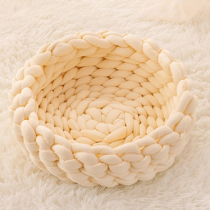 Super Soft Woven Cat Nest – Cozy Handwoven Cat Bed & Pet Basket